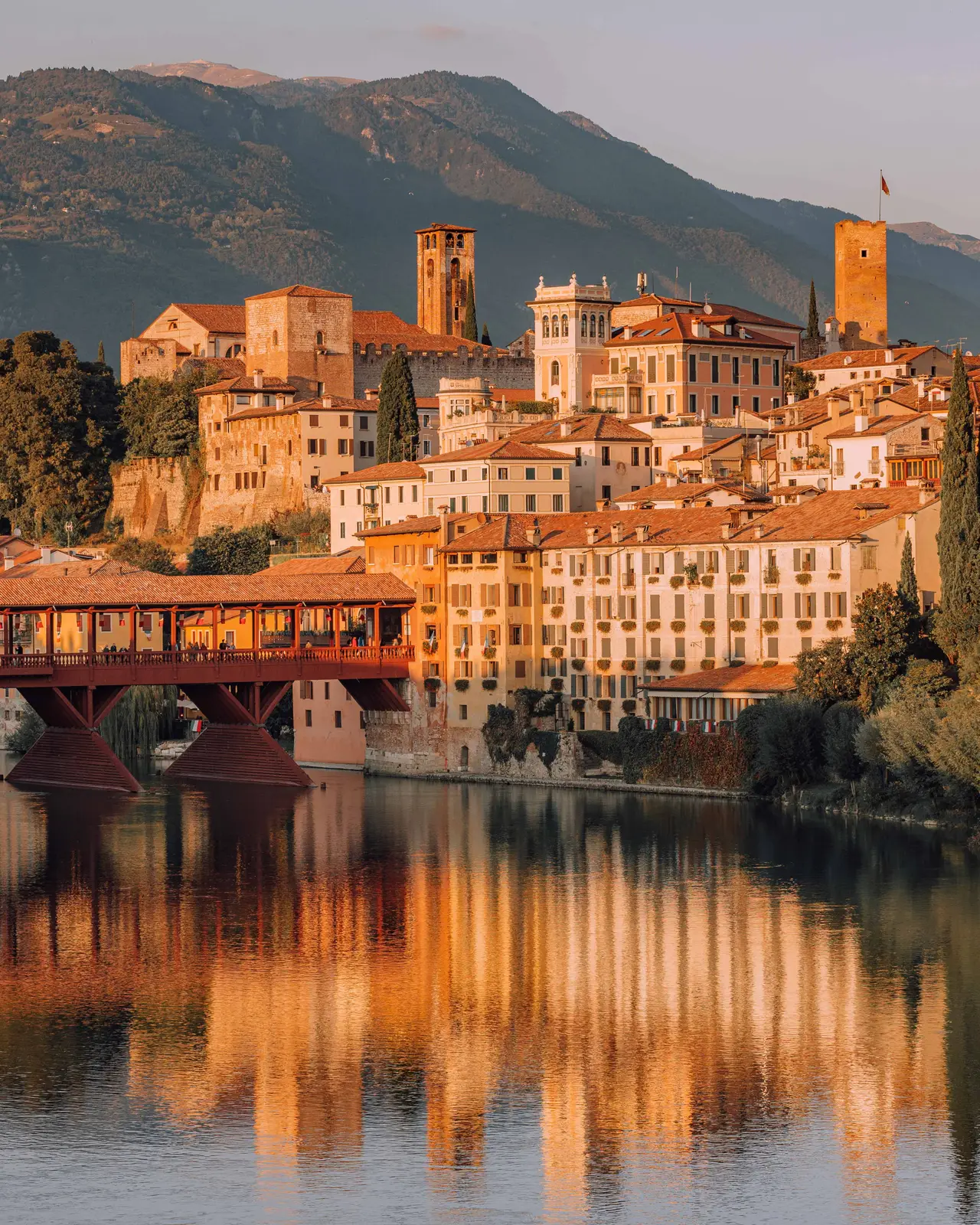 Bassano's Ponte degli Alpini at dusk